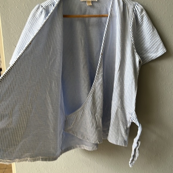 Michael Kors Light Blue wrap Knit Top - Picture 5 of 7